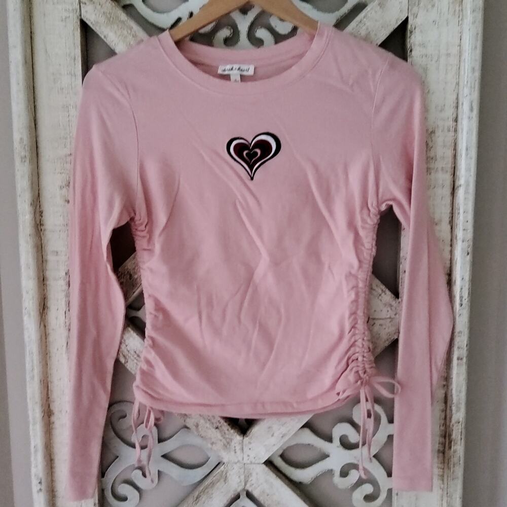 Derek Heart Women's Junior Long Sleeve Side Ruched T-shirt Top Side Tie in Pink